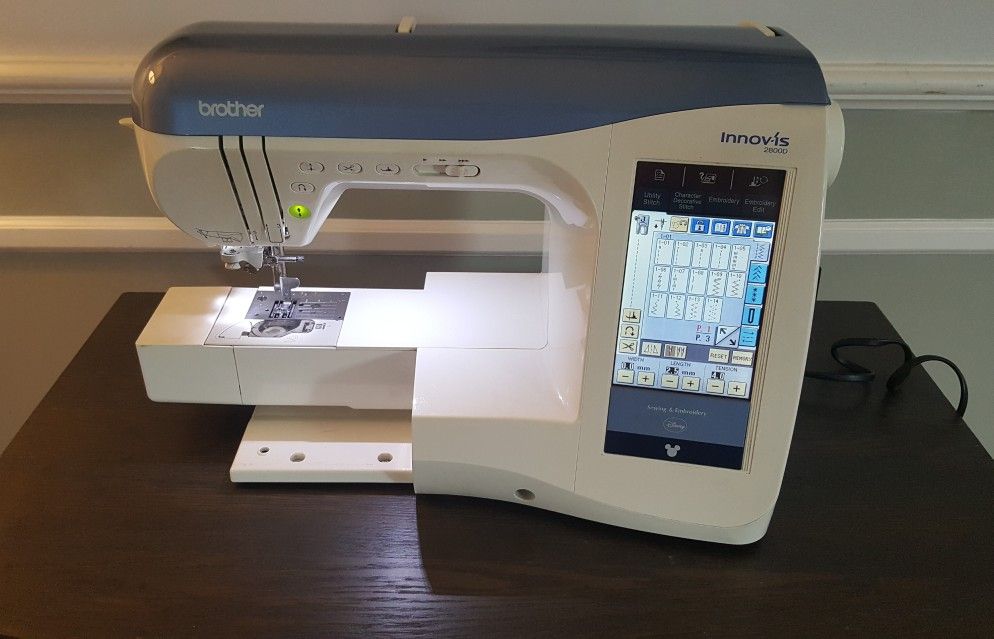 Brother Innovis 2800D Embroidery and Sewing machine (lightly used) with