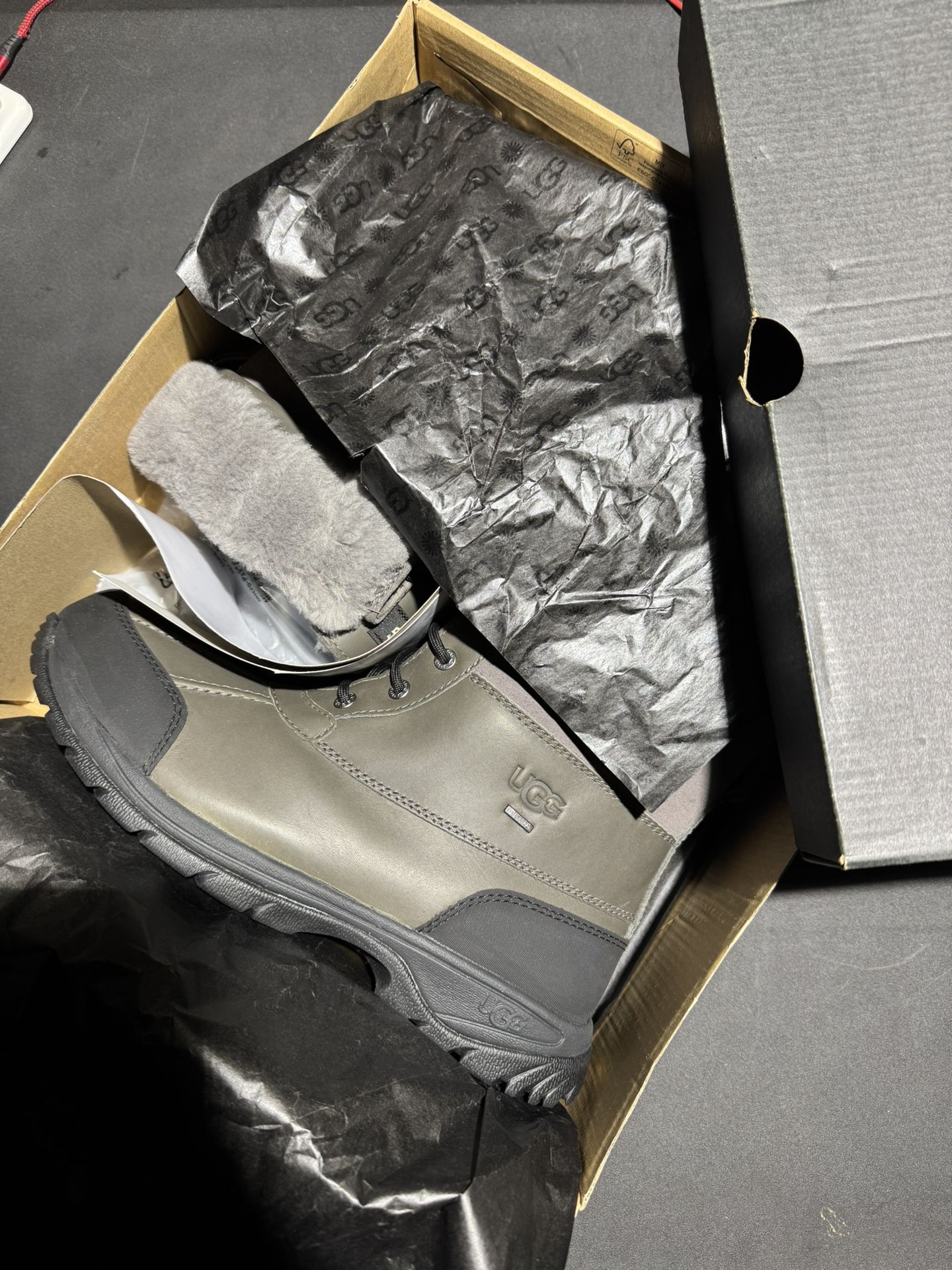 BRAND NEW MEN UGG BUTTE BOOT