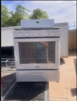 Whirlpool White Gas Range Stove