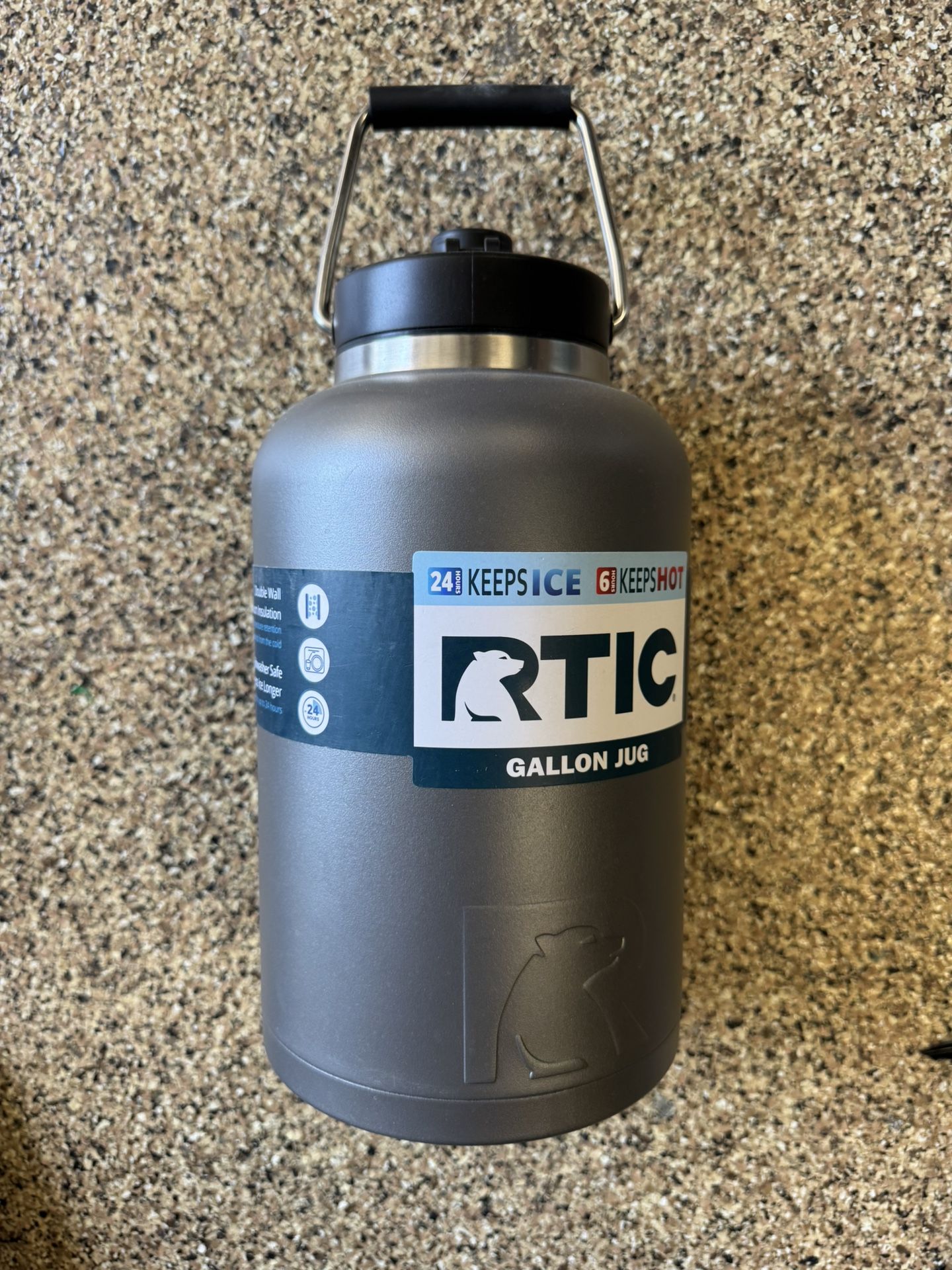 Gallon water Jug - Rtic