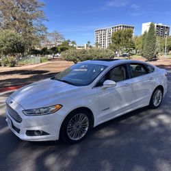 2014 Ford Fusion Hybrid