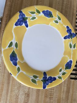 three Dansk St. Tropez dinner plates