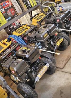 DEWALT4400 PSI 4.0 GPM Cold Water Gas Pressure Washer