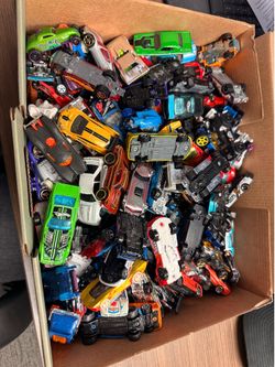 190+ Hot Wheels