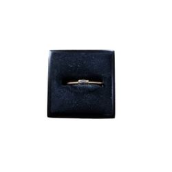 Size 5.5 Gold Toned Gray Rectangle Gem Ring