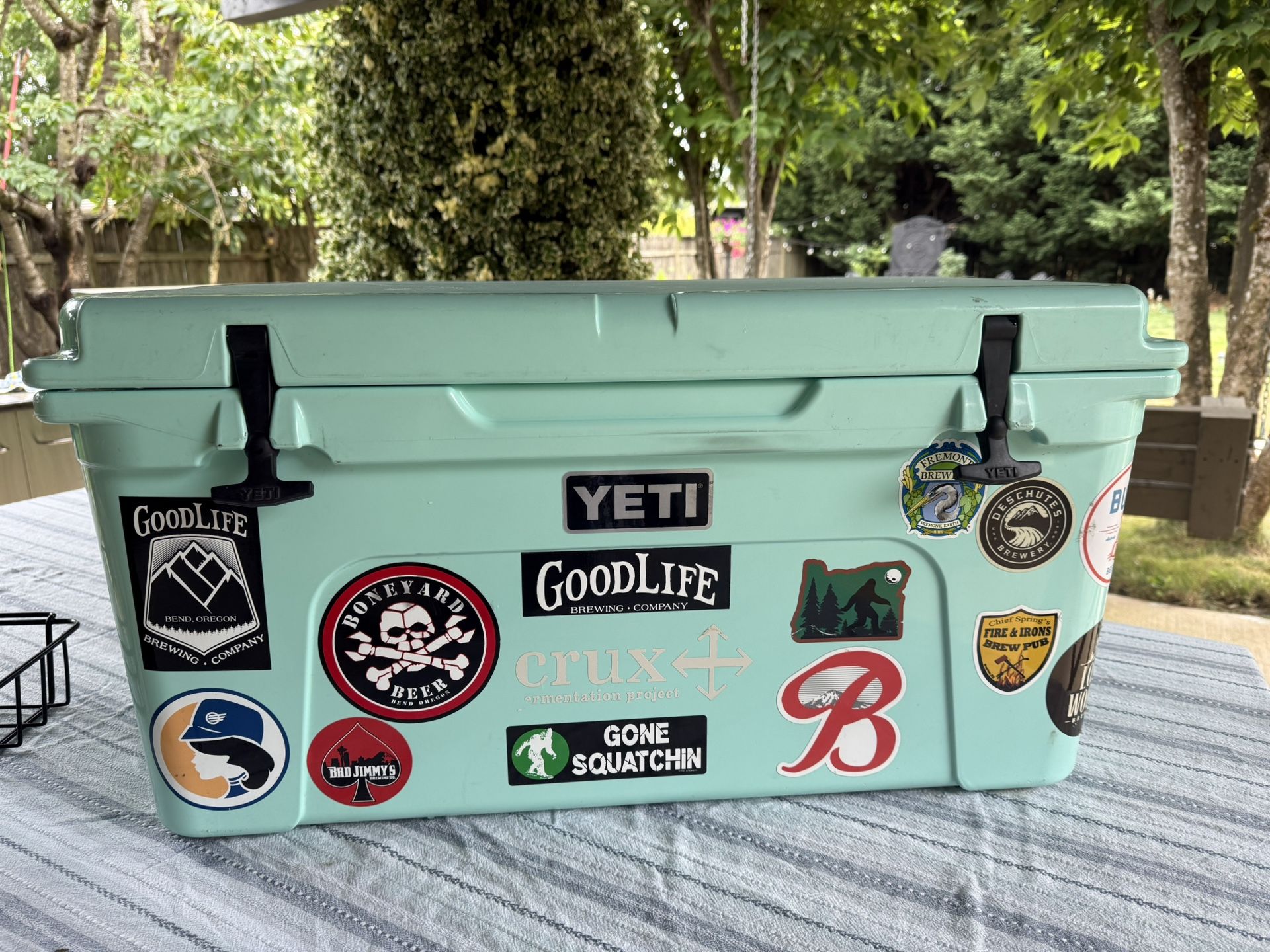 Yeti Cooler 65 With Basket