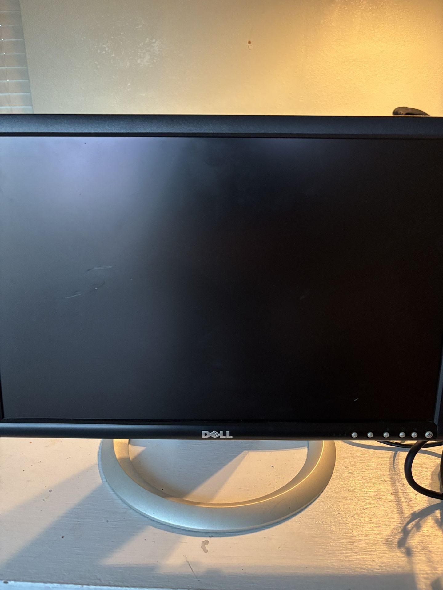 Dell Desktop Computer Monitor UHD Free