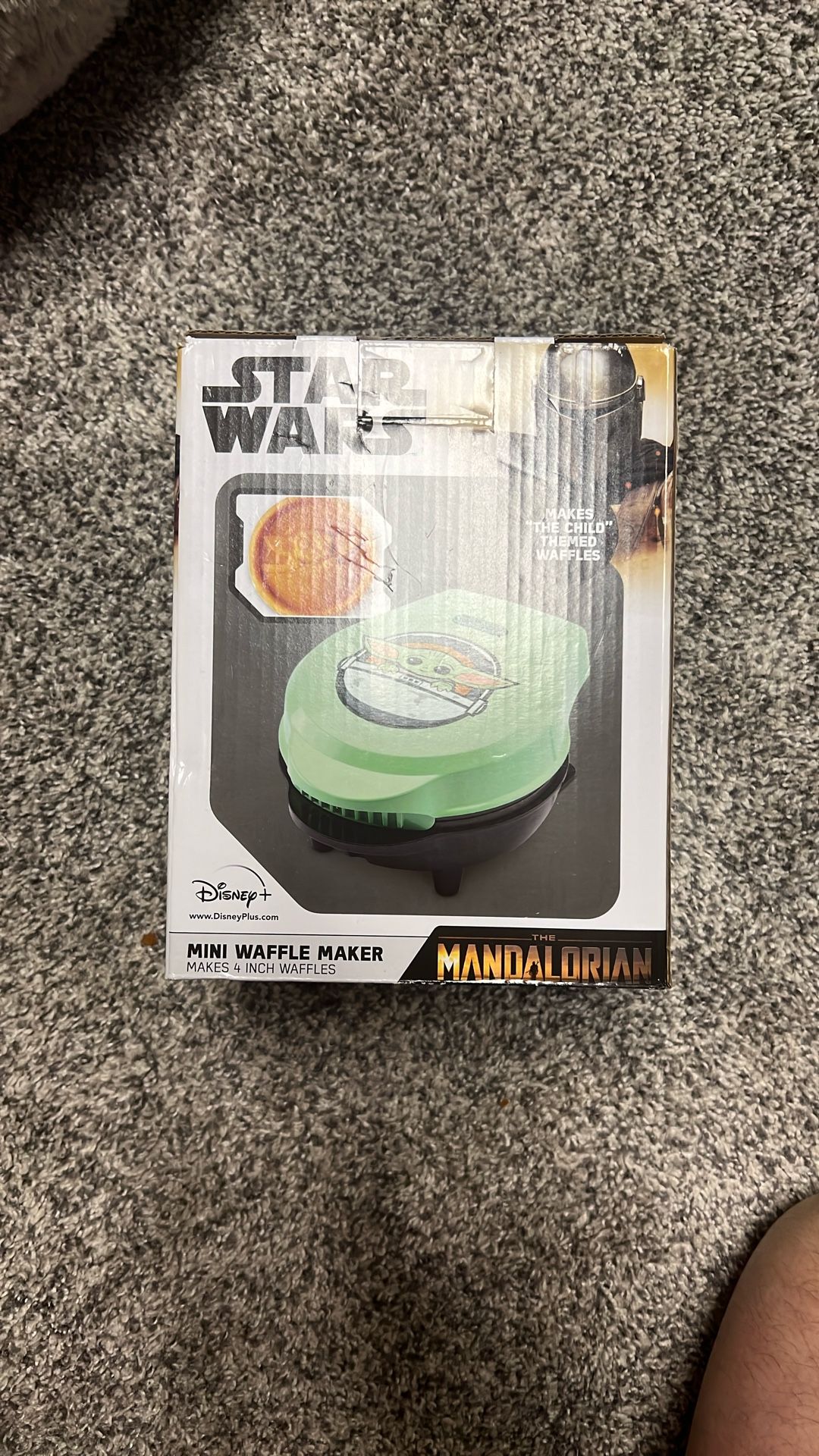 Star wars Mandalorian "the Child" Waffle Maker