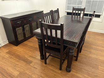 Dining Set