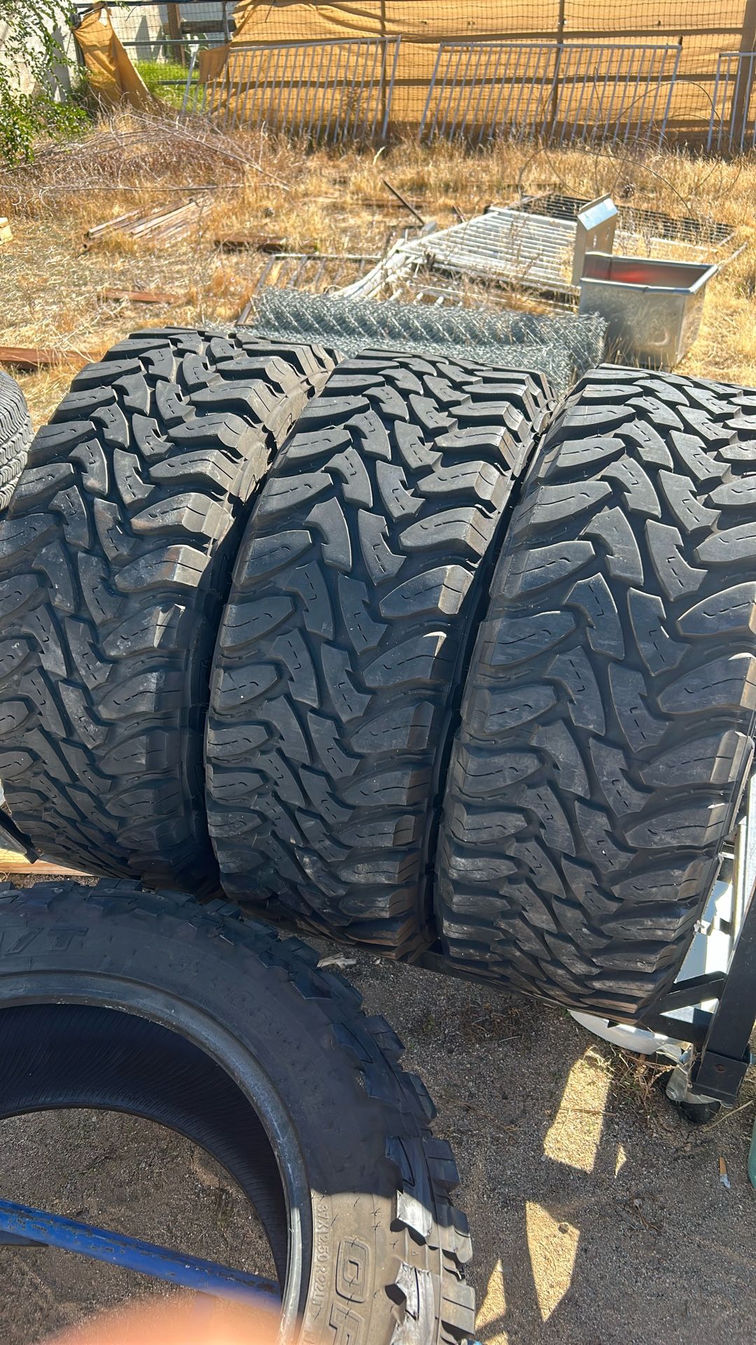 4 Tires TOYO M T OPEN COUNTRY 37-12-50-22 Very Good Condition 