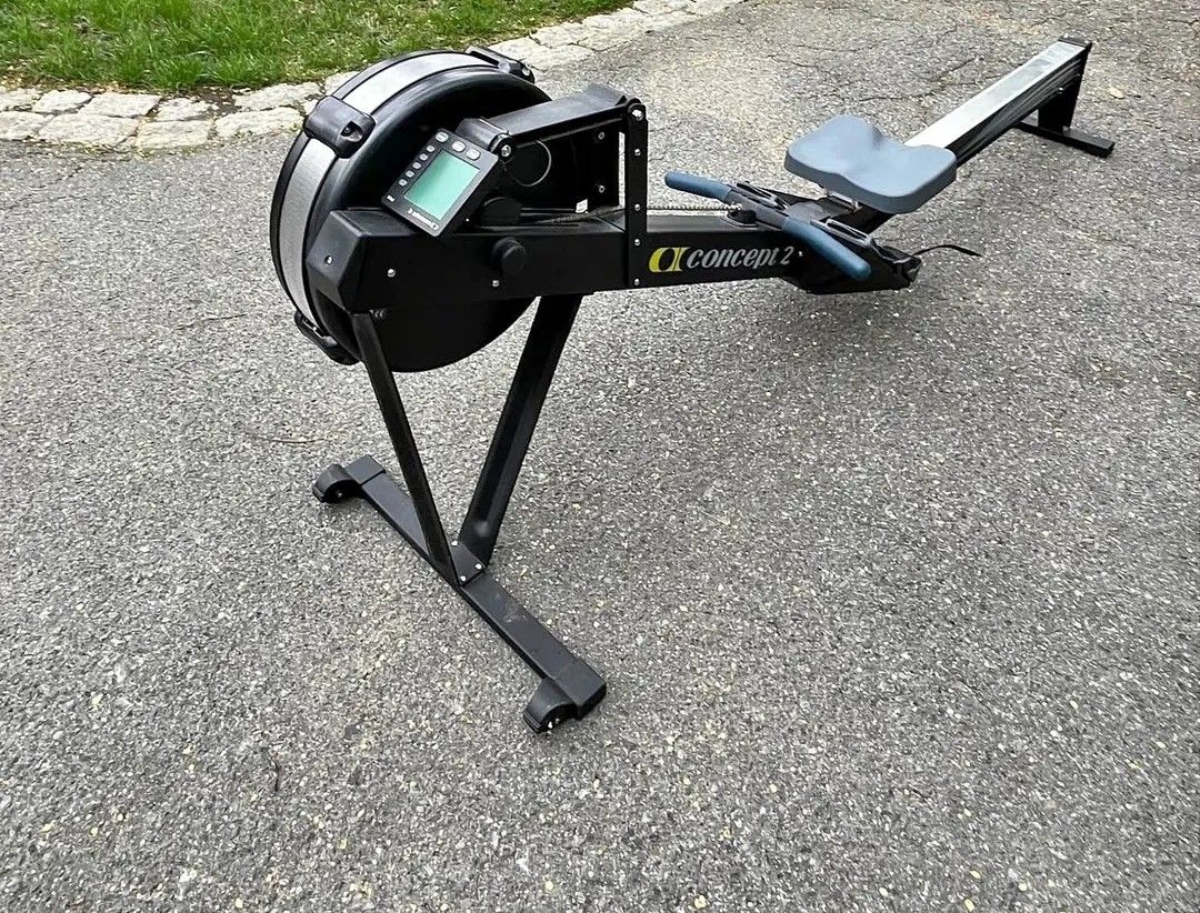 Concept-2-RowerErg-Machine