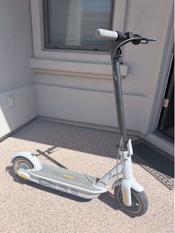 Segway ninebolt scooter