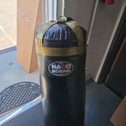 Punching Bag Brand New 100pound 4ft