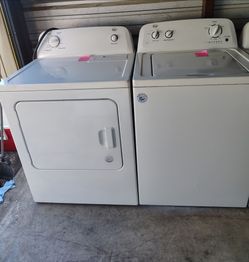 ROPER WASHER AND  DRYER  VERY  NICE SET .