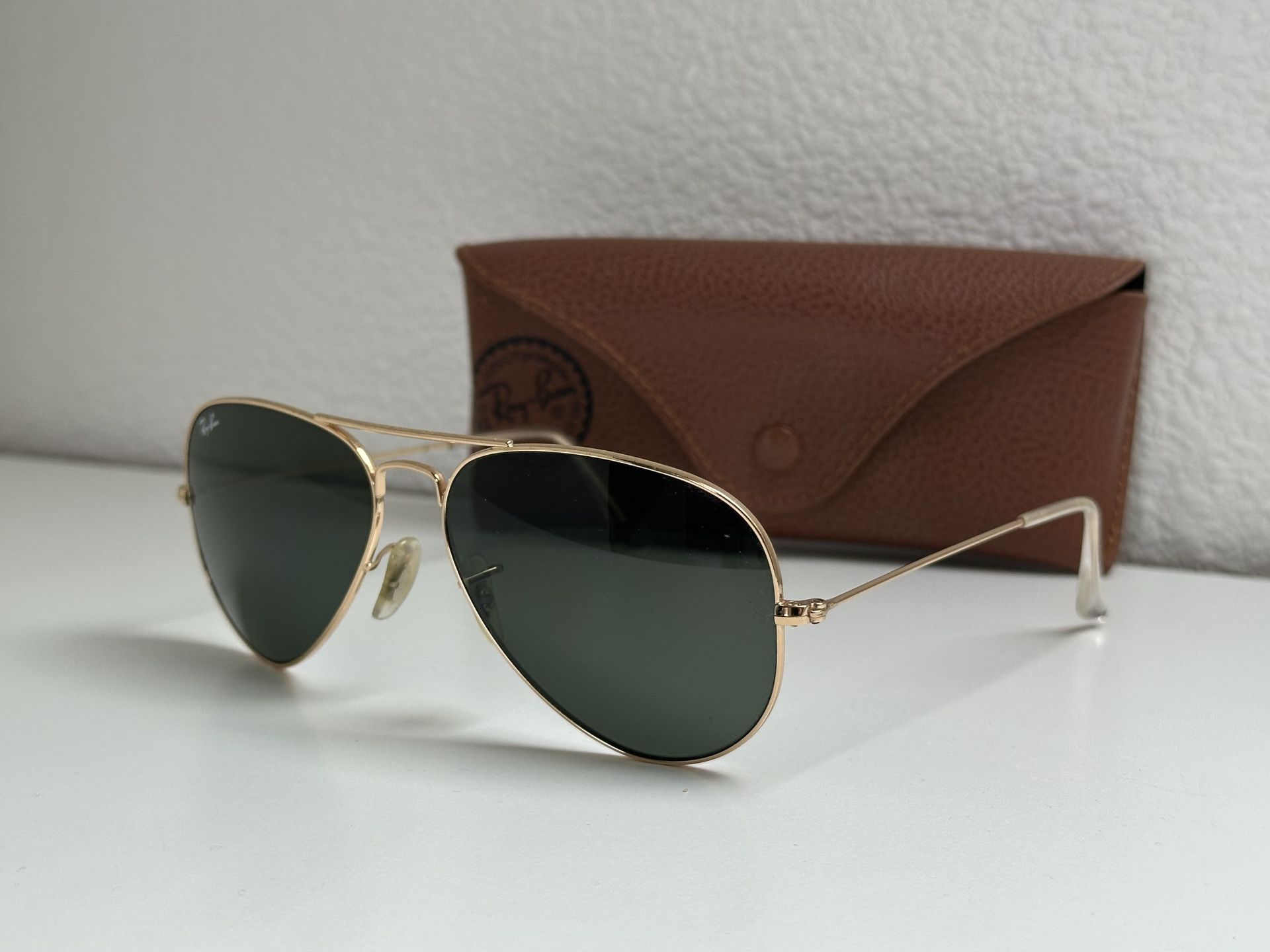 Ray-Ban Aviator Classic Sunglasses