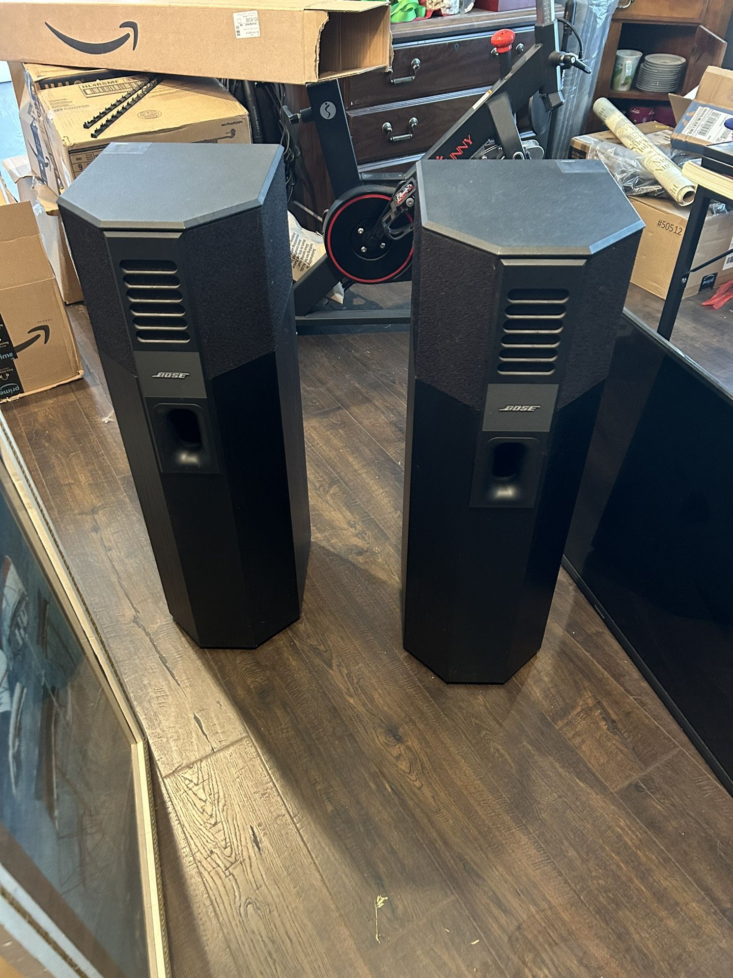 Bose 701 Tower Speakers