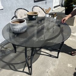 Free glass table must pick up