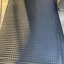 7 Big Black Mats 