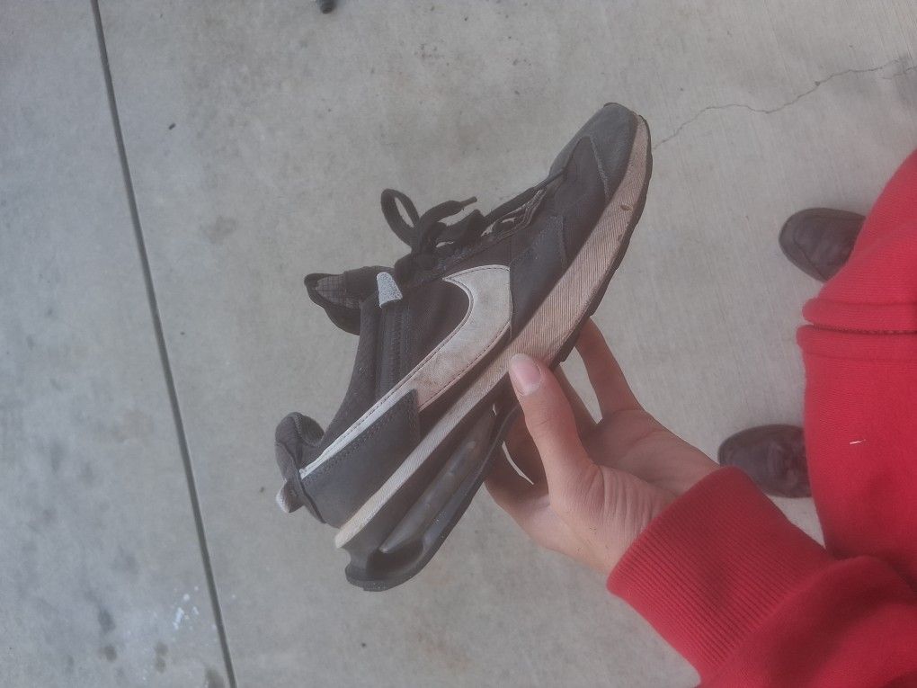 Black And White Nikes