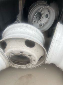 22.5 steel rims/ para camión y trailer