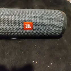 Jbl Flip Essential 