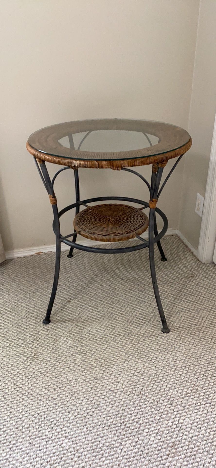 Wicker Accent Table 