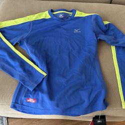 Mizuno Women’s Size Small Breath Thermo Long Sleeve Shirt New