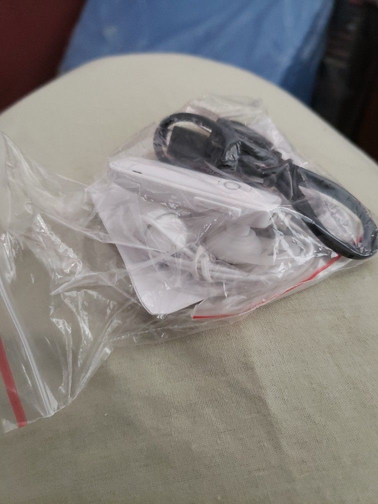 Bluetooth Earpiece