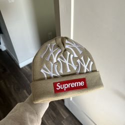 Supreme Beanie 