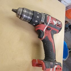 Milwaukee M18 Drill 