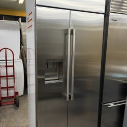 Monogram Side By Side Built In Stainless Steel 36” Refrigerator Ice & Water