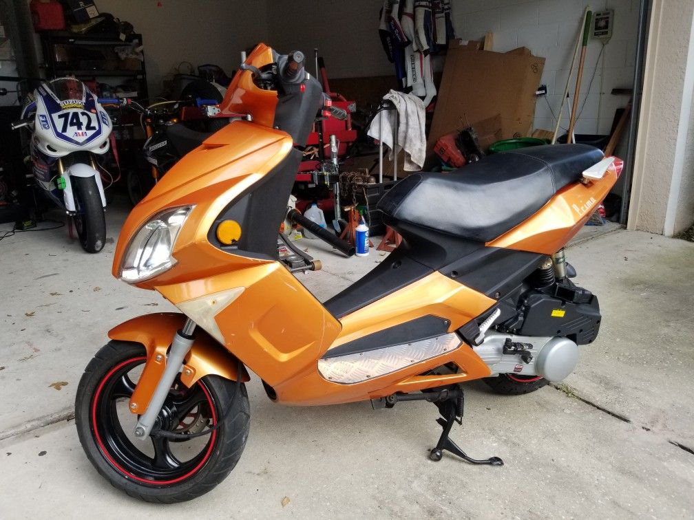 Johnway 150cc scooter