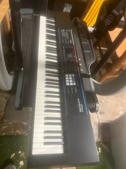 Roland 81key piano