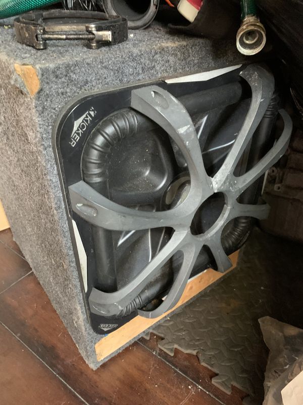 Kicker L7 15 inch solo baric for Sale in Miami, FL OfferUp