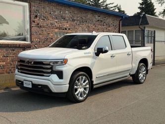 2025 Chevrolet Silverado 1500 High Country Pickup 4D 5 3/4 ft