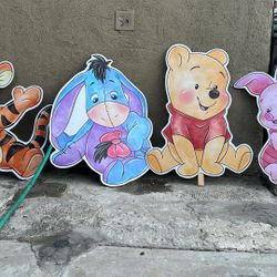 Winnie the Pooh Prop Sign  (Pooh, Tigger, Eeyore, Piglet) – Set of 4