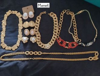 Monet - Vintage Jewelry