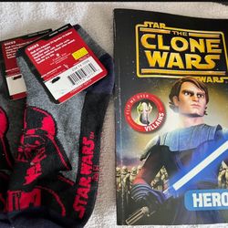 Star Wars Clone Wars Book And 2 Pairs Of Socks New
