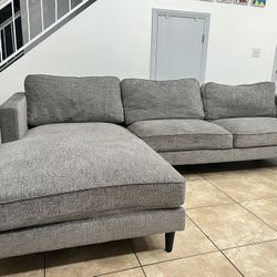 DELIVERY 🚚 ✨Like New ✨Gray Sectional Couch  