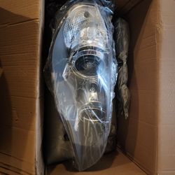 2011-2023 BMW X5 LEFT HEADLIGHT 