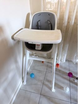 4 Moms High Chair