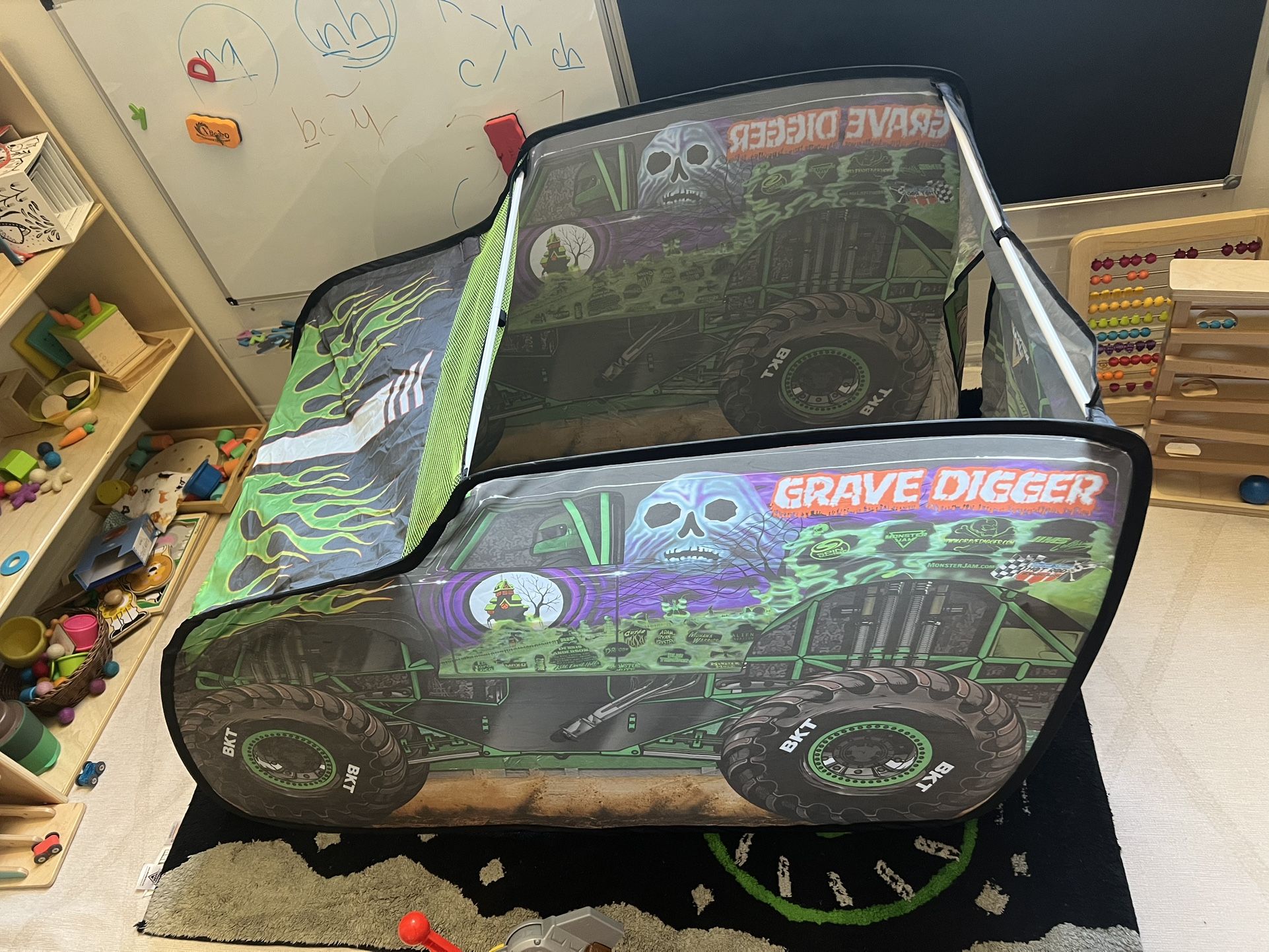 Monster Truck Play Tent & Mat