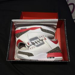 Retro 3 Fire Red