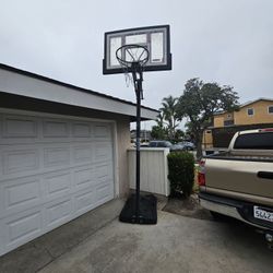 Portable Basketball Hoop 
