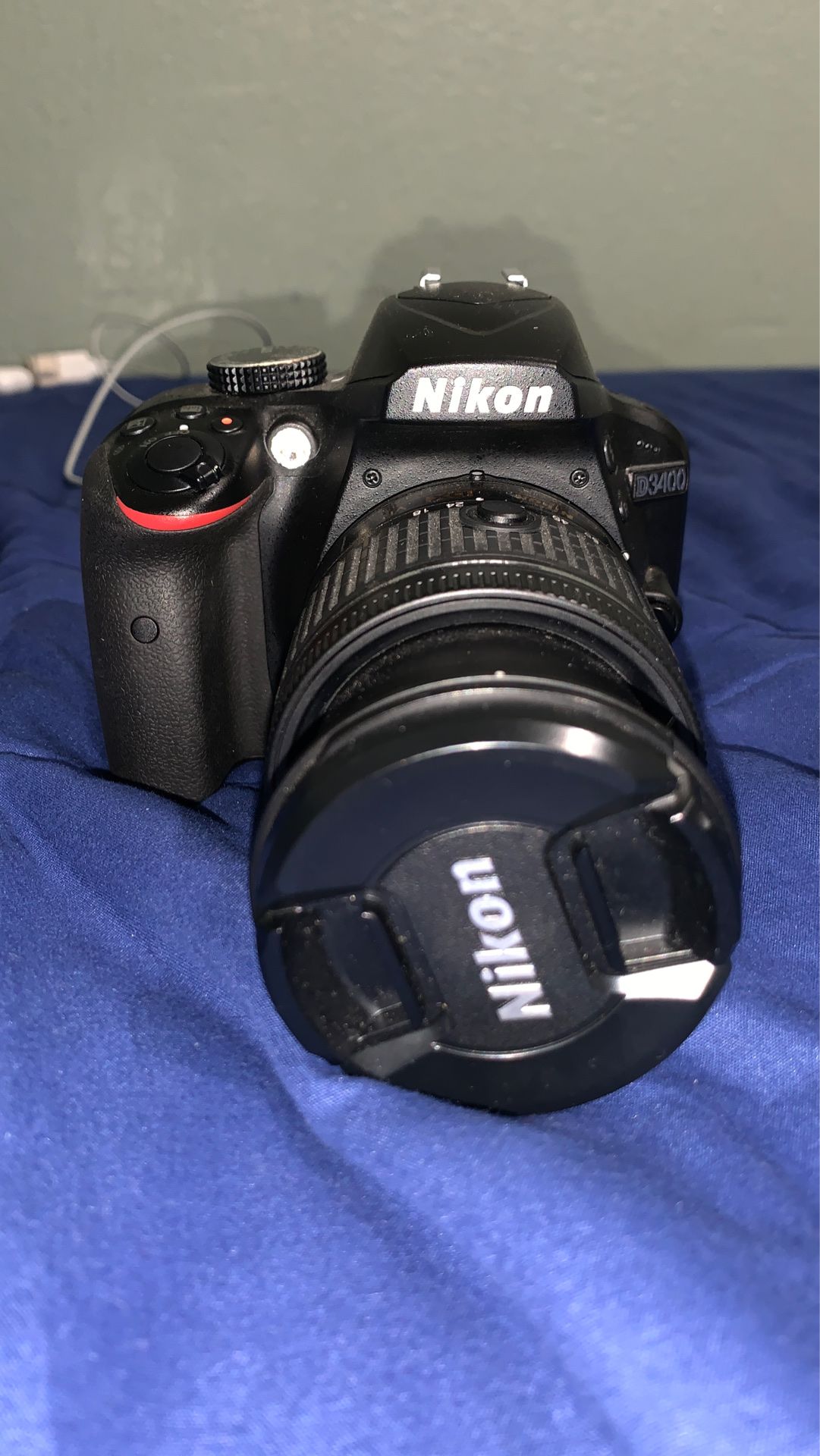 Nikon D3400 With 3 Lenses. (8/10)