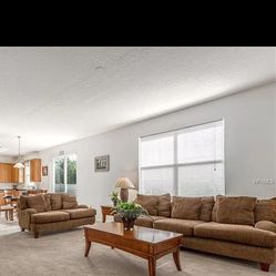 Sofa, Loveseat, Round Kitchen Table With 4 Chairs