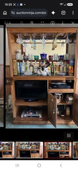 Entertainment center