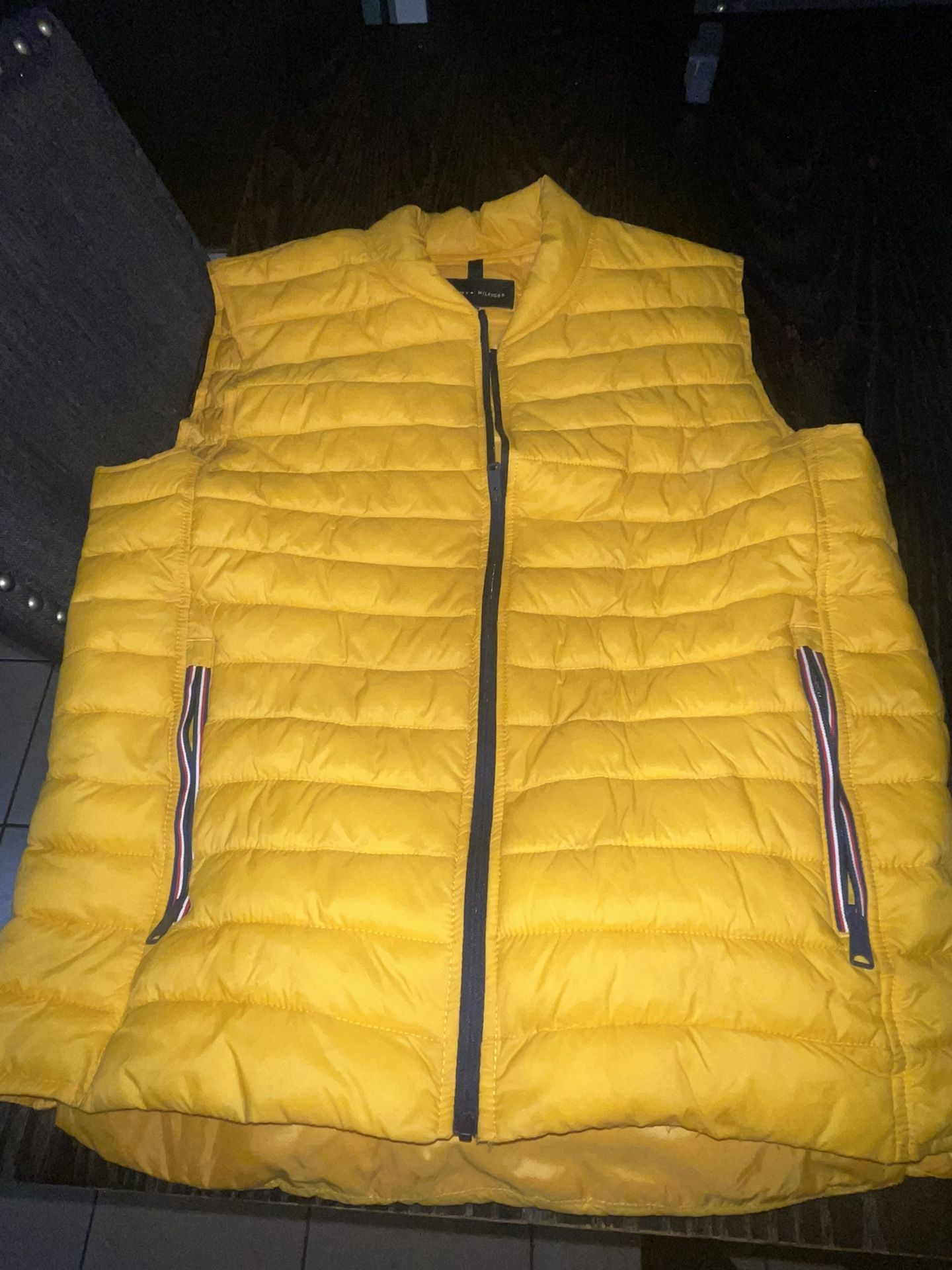 Tommy Hilfiger Vest/ Windbreaker 