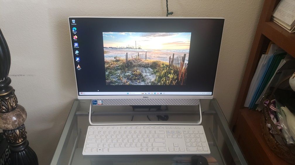 DELL INSPIRON 24 5000 SERIES ALL-IN-ONE TOUCHSCREEN DESKTOP INTEL CORE I5-1135G7 LIKE NEW!