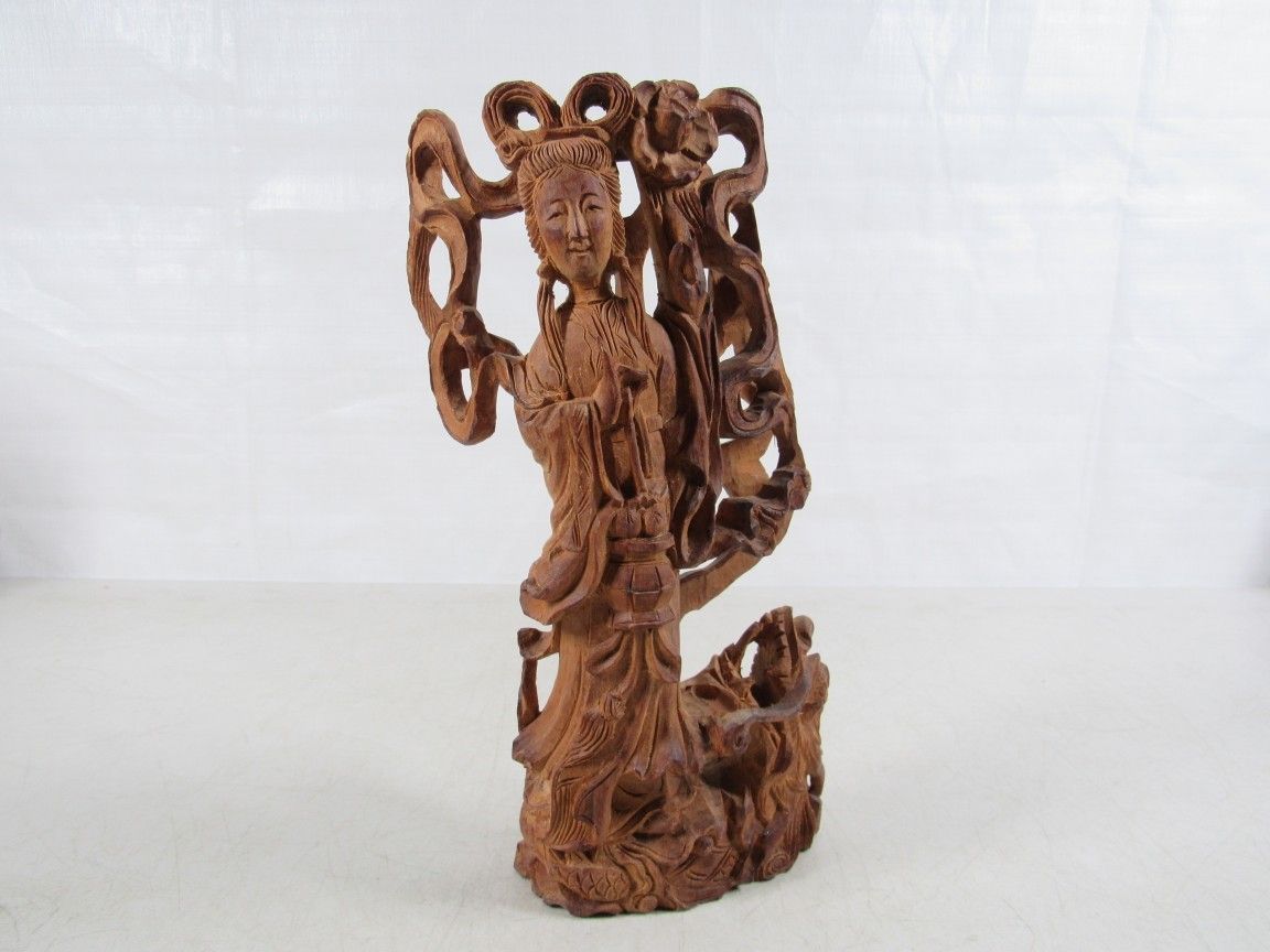 Guanyin Bodhisattva Of Compassion & Mercy Vtg. Wood Sculpture 10"